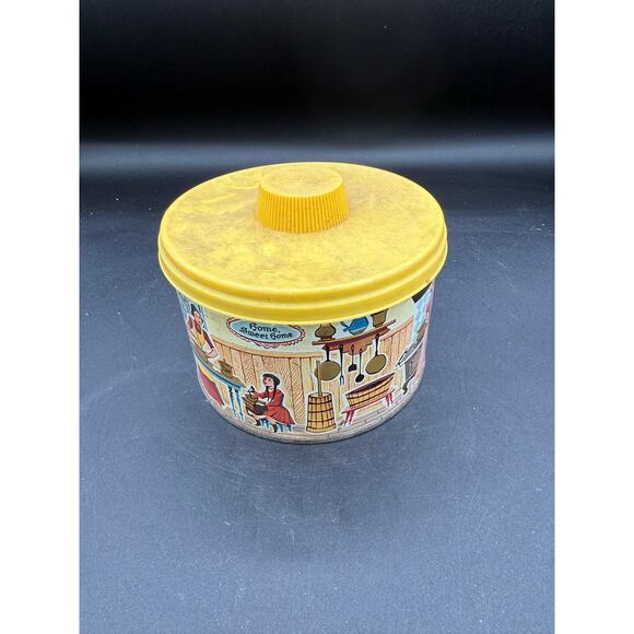 Vintage 1960 Mrs. Leland's Round Tin - Home Sweet Home - (NBPE#1820) - Picture 2 of 8